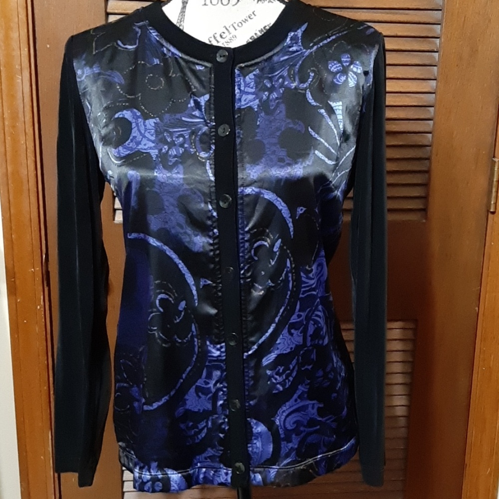Chico's Travelers button down blouse